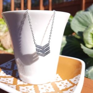 Triple Arrow Pattern Silver Tone Necklace